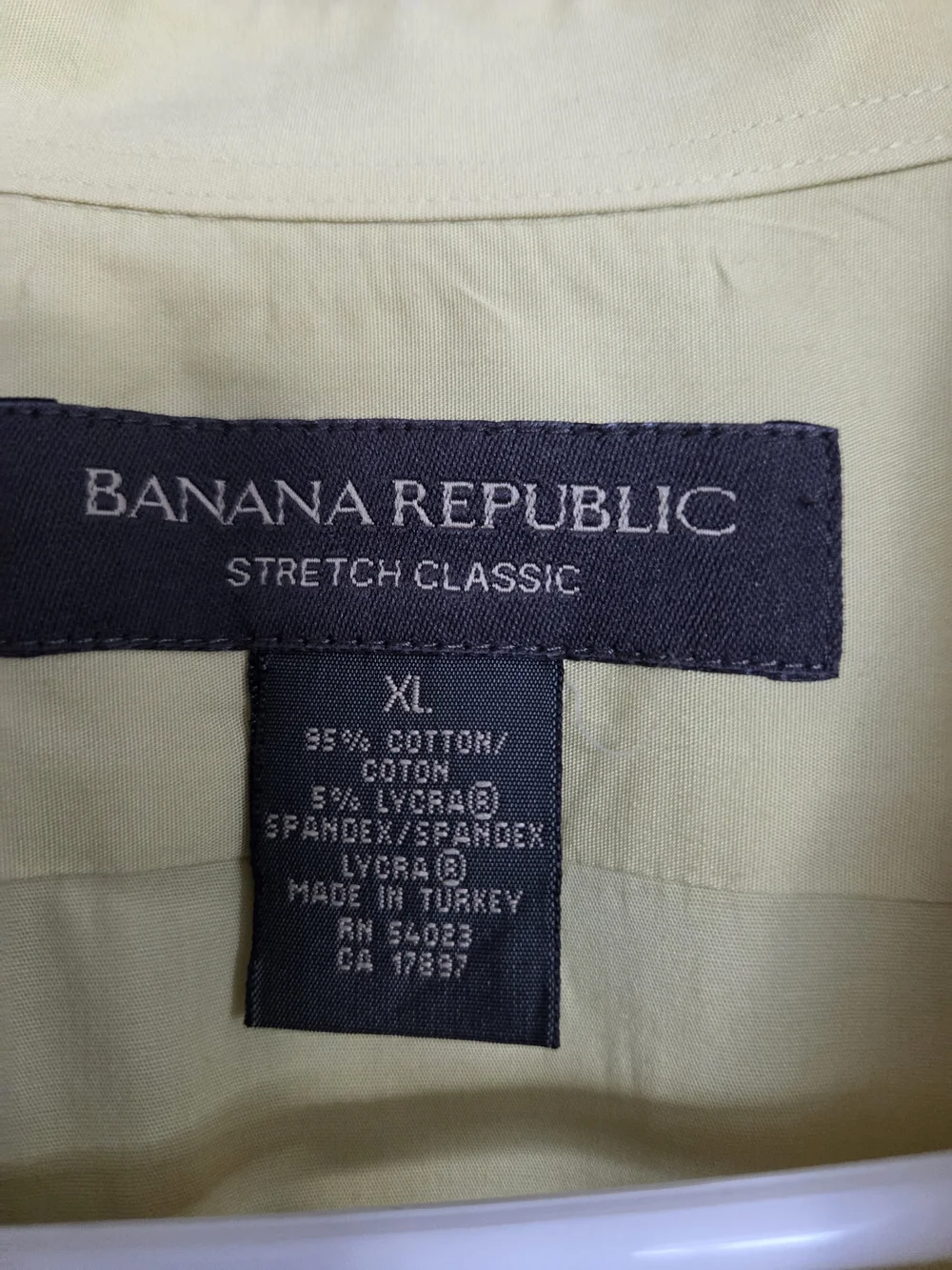 Banana Republic Stretch Classic Men’s XL Yellow Long Sleeve Button Down Shirt